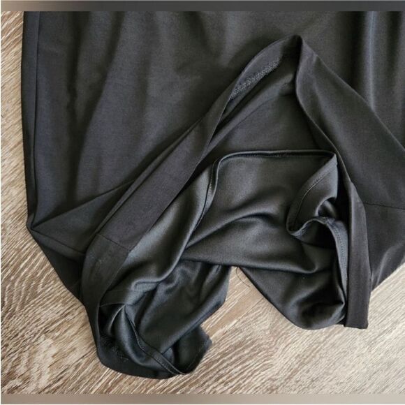 Betsy & Adam Delaney Short One Sleeve Asmmetrical
Cut Out Dress Black Size 6 - Picture 10 of 12